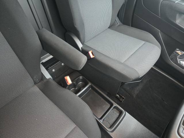 2025 Peugeot Partner Panel Van Standard 54kwh AT Professional