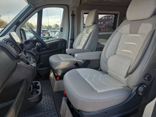 2024 Peugeot Boxer 2.2 35 Professional L4h