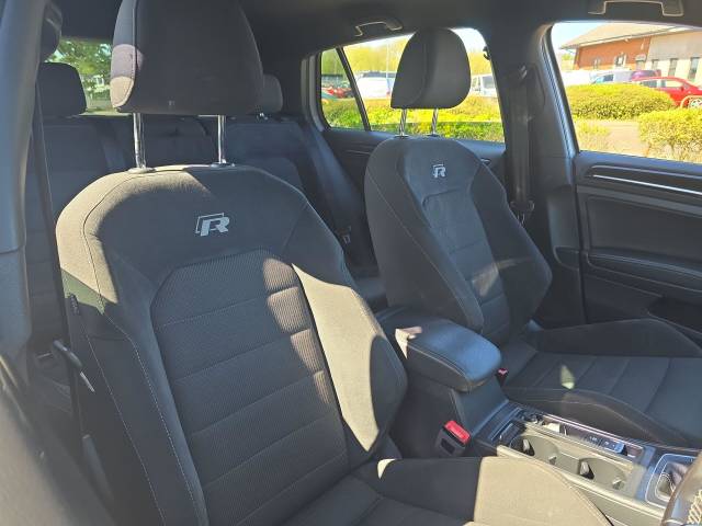 2017 Volkswagen Golf 2.0 TSI BlueMotion Tech R Hatchback 5dr Petrol Manual 4Motion Euro 6 (s/s) (310 ps)