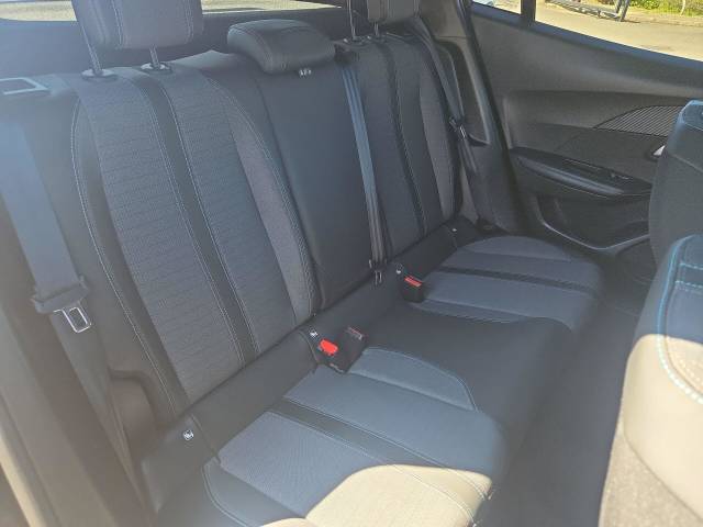 2023 Peugeot 2008 1.2 Allure Premium PT100