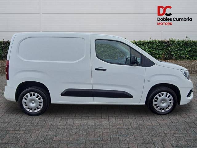 2022 Vauxhall Combo 1.5 Turbo D 2300 Sportive Panel Van 5dr Diesel Manual L1 H1 Euro 6 (100 ps)